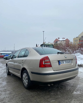 Skoda Octavia cena 6000 przebieg: 285000, rok produkcji 2005 z Kraków małe 92